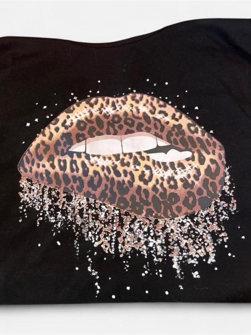 Leopard Print Lips Graphic Tee - Black